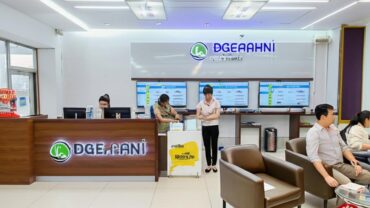 Travel agency interior in Dong Anh; book flights here.